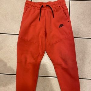 Nike Tech Fleece Junior joggers size Youth medium